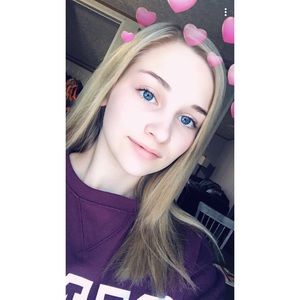 Meet your Posher, Ari